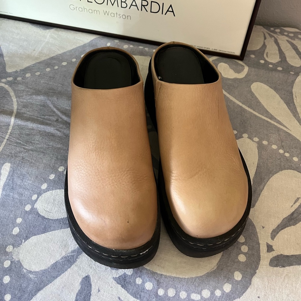 Miista Clogs